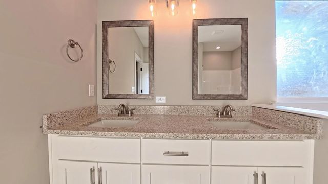 242 Red Hawk Drive, Campobello, SC 29322