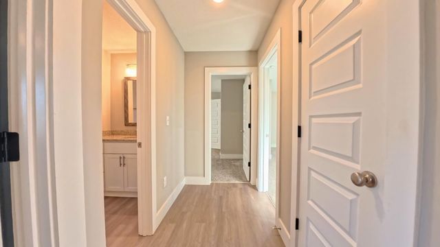 242 Red Hawk Drive, Campobello, SC 29322