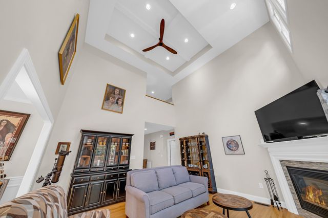 45 Seven Sister Rd, Haverhill, MA 01830