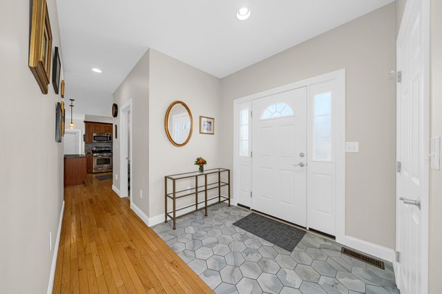 45 Seven Sister Rd, Haverhill, MA 01830