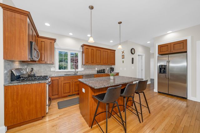 45 Seven Sister Rd, Haverhill, MA 01830