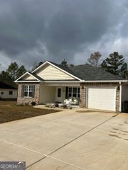 150 Long Pines Circle, East Dublin, GA 31027