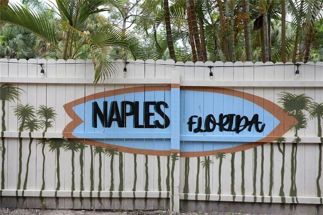 2780 Weeks AVE, Naples, FL 34112