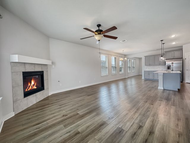 413 Vawter Drive, Van Alstyne, TX 75495