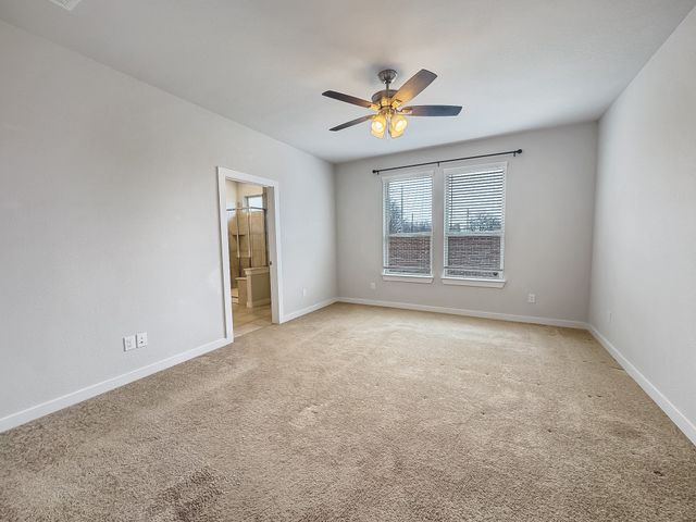 413 Vawter Drive, Van Alstyne, TX 75495