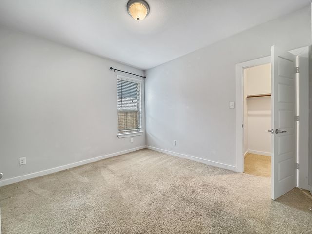 413 Vawter Drive, Van Alstyne, TX 75495