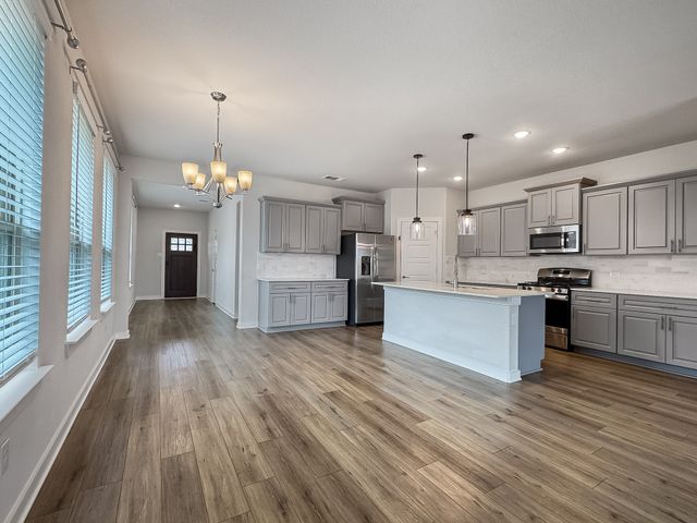 413 Vawter Drive, Van Alstyne, TX 75495