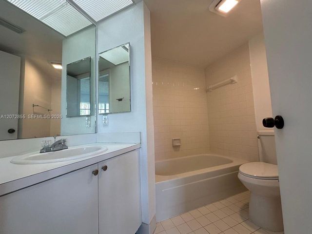 2003 SE 27th Drive 102-A, Homestead, FL 33035