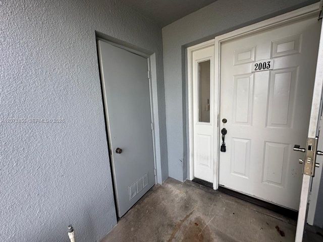 2003 SE 27th Drive 102-A, Homestead, FL 33035