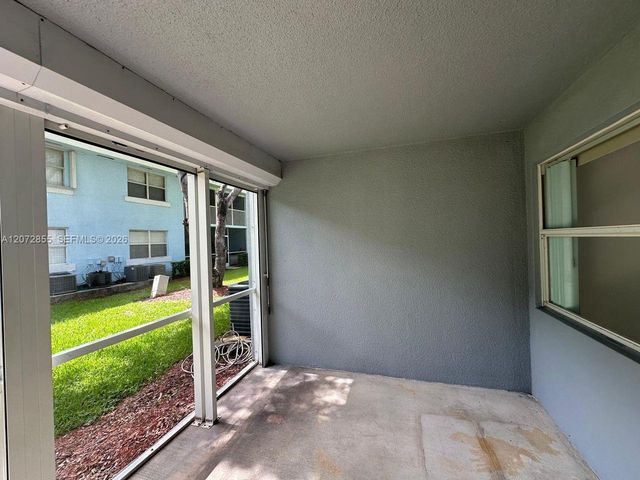 2003 SE 27th Drive 102-A, Homestead, FL 33035