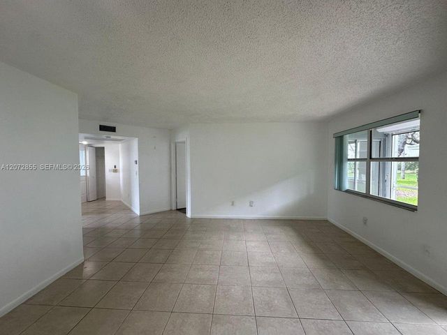 2003 SE 27th Drive 102-A, Homestead, FL 33035