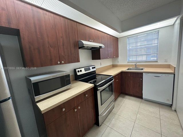 2003 SE 27th Drive 102-A, Homestead, FL 33035