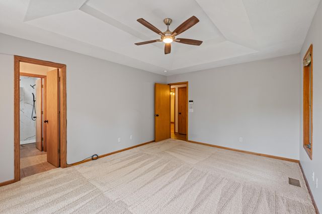 715 PARKWILD Drive, Council Bluffs, IA 51503