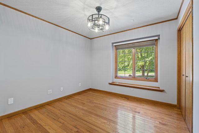 715 PARKWILD Drive, Council Bluffs, IA 51503