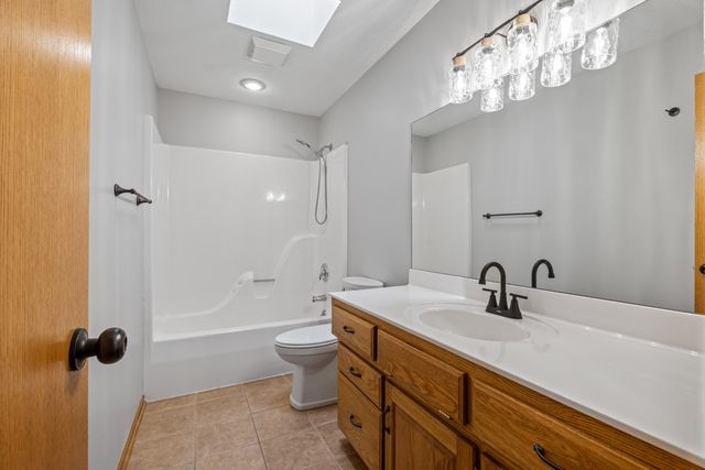 715 PARKWILD Drive, Council Bluffs, IA 51503