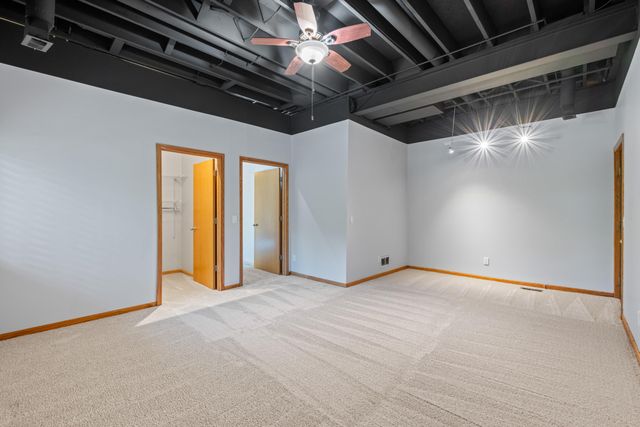 715 PARKWILD Drive, Council Bluffs, IA 51503