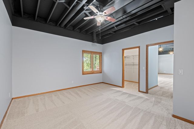 715 PARKWILD Drive, Council Bluffs, IA 51503