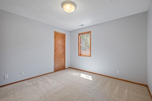 715 PARKWILD Drive, Council Bluffs, IA 51503