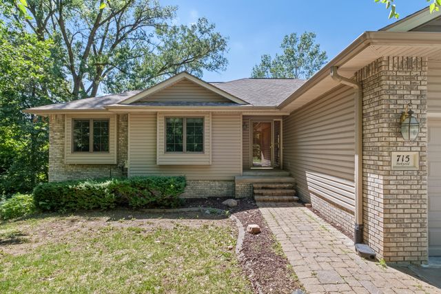 715 PARKWILD Drive, Council Bluffs, IA 51503