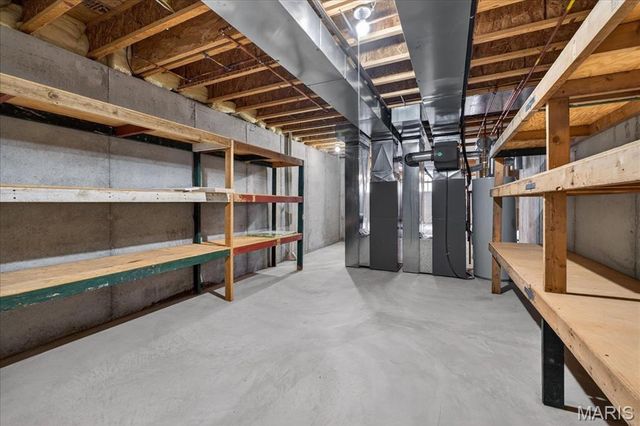 5497 Regency Woods Manor, Imperial, MO 63052