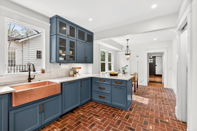 1239 N Highland NE Avenue, Atlanta, GA 30306