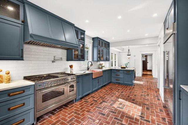 1239 N Highland NE Avenue, Atlanta, GA 30306