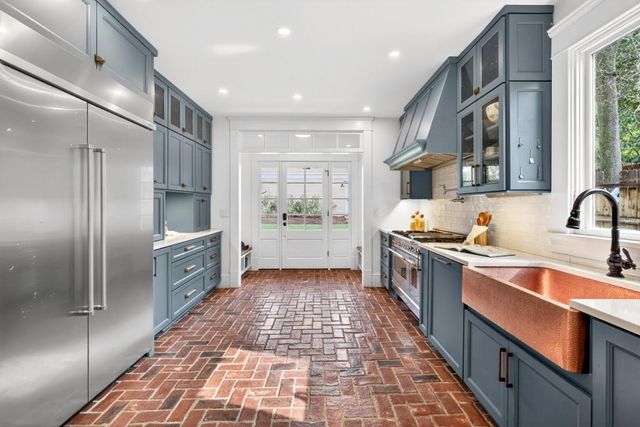 1239 N Highland NE Avenue, Atlanta, GA 30306