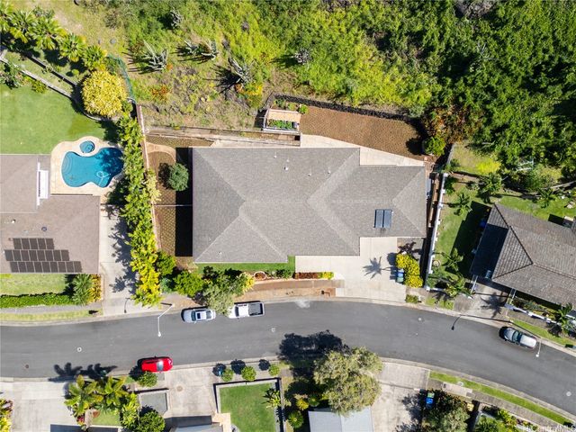 1337 Kuuna Place, Kailua, HI 96734