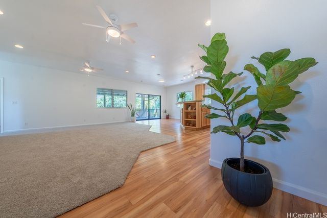 1337 Kuuna Place, Kailua, HI 96734