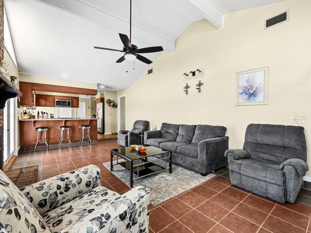 4326 Pine Tree Lane, Lynn Haven, FL 32444