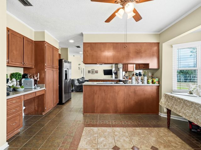 4326 Pine Tree Lane, Lynn Haven, FL 32444