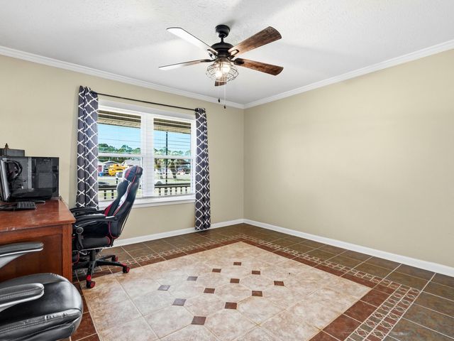 4326 Pine Tree Lane, Lynn Haven, FL 32444