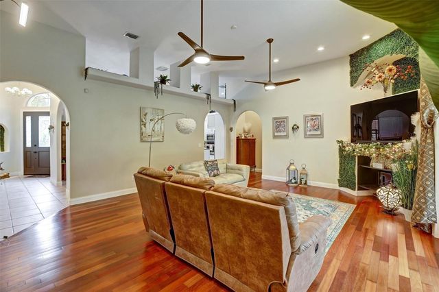 2460 LIELASUS DRIVE, Orlando, FL 32835