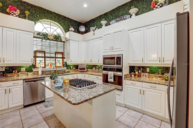 2460 LIELASUS DRIVE, Orlando, FL 32835