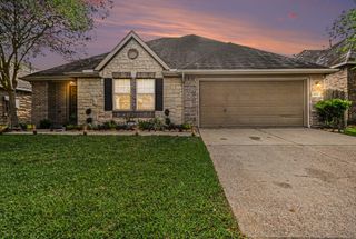 4710 Lake Rim Drive, Alvin, TX 77511