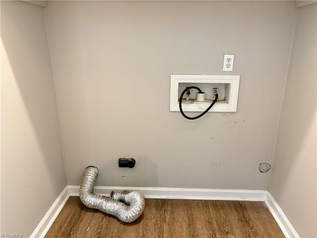 204 Northpoint Avenue D, High Point, NC 27262