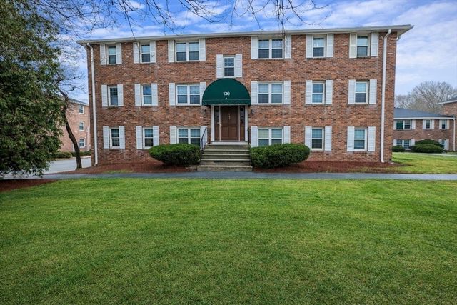 180 Tyngsboro Rd 17A, Chelmsford, MA 01863