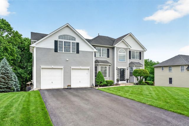 19 Grand View Terrace, Chester, NY 10918