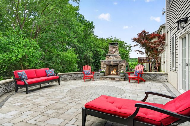 19 Grand View Terrace, Chester, NY 10918