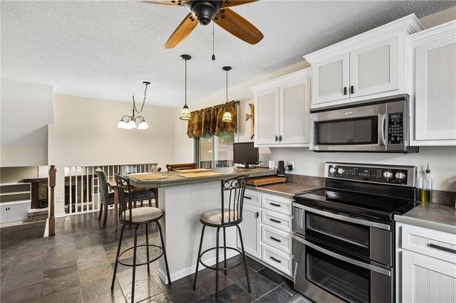 8715 NE 116th Street, Kansas City, MO 64157