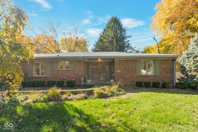 8622 Bishops Lane, Indianapolis, IN 46217