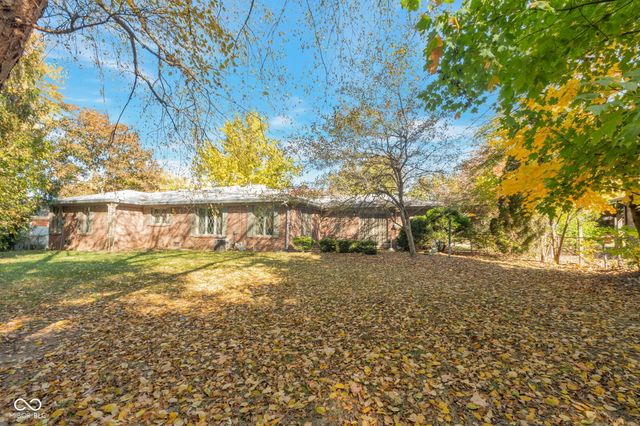 8622 Bishops Lane, Indianapolis, IN 46217