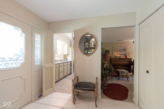 8622 Bishops Lane, Indianapolis, IN 46217