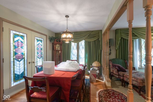 8622 Bishops Lane, Indianapolis, IN 46217