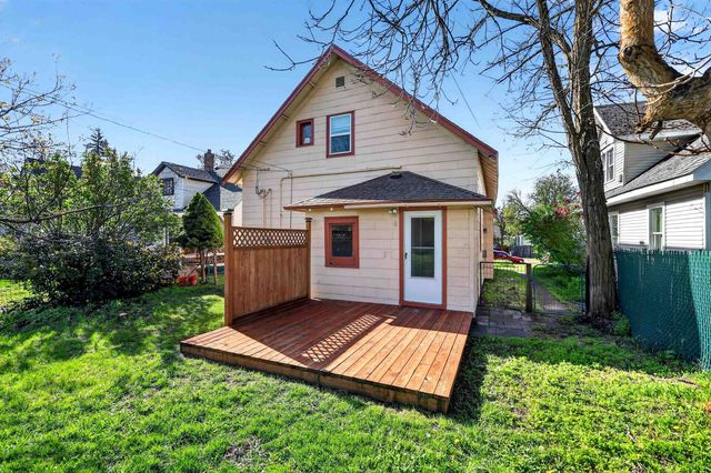 2202 W College Ave, Spokane, WA 99201