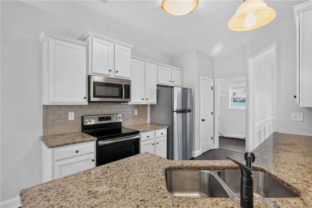 199 Bridgemill Drive, Douglasville, GA 30134