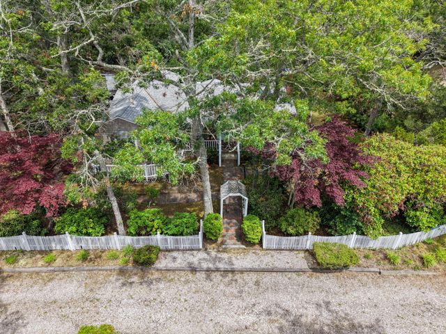 166 James Circle, Mashpee, MA 02649