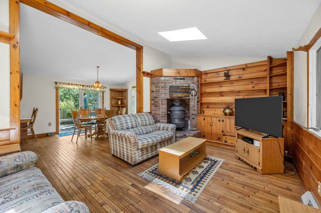 166 James Circle, Mashpee, MA 02649