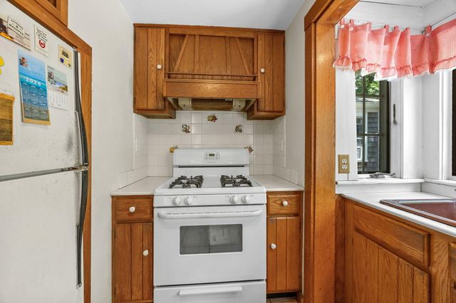 166 James Circle, Mashpee, MA 02649