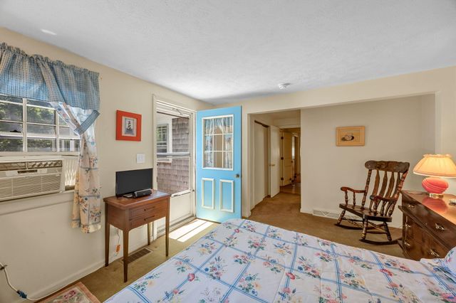 166 James Circle, Mashpee, MA 02649